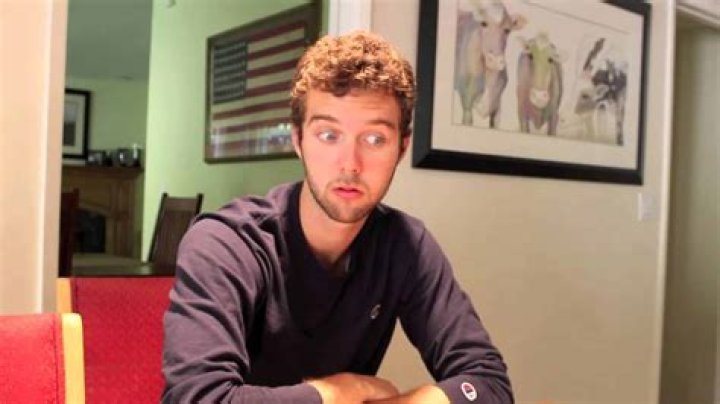 Dylan Macdonald Wiki, Bio, age, family, Norm Macdonald son Dylan transition, net worth 1 Dylan Macdonald