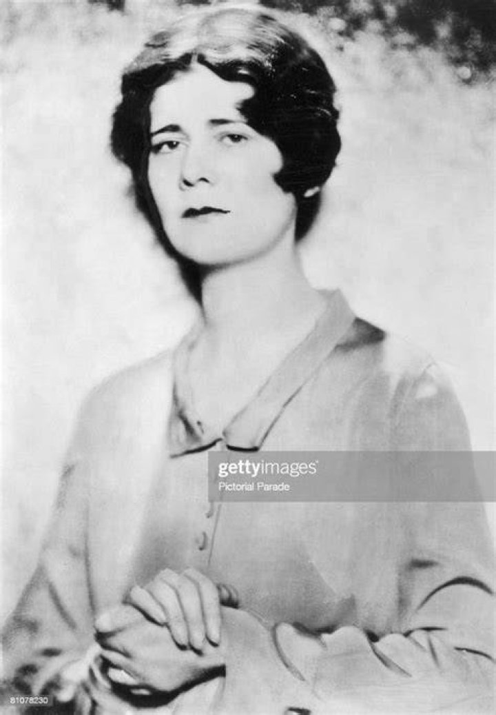 Elinor Wylie Elinor Wylie