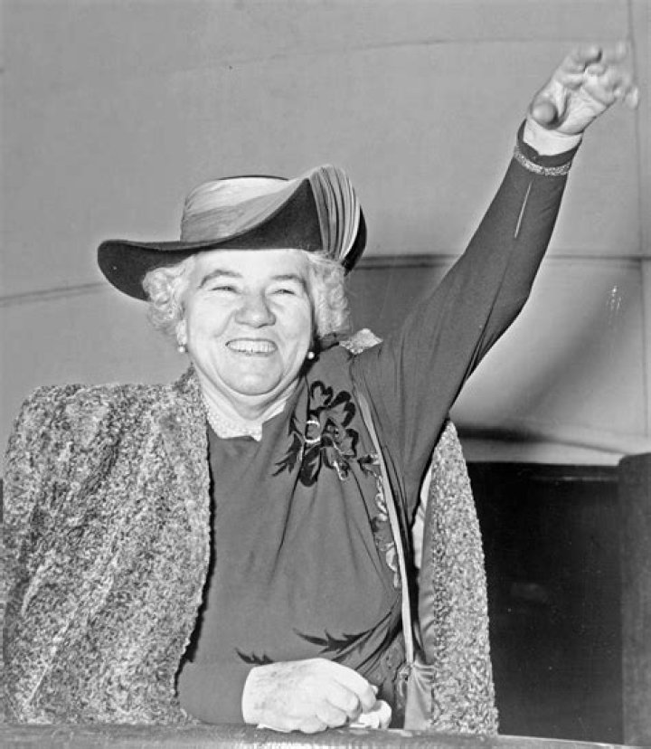 Elizabeth Kenny Elizabeth Kenny