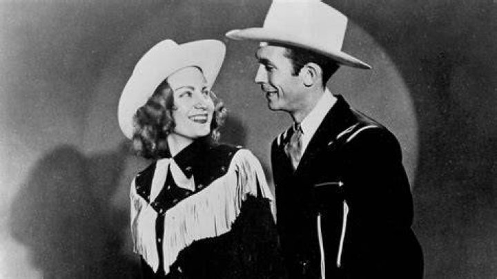 Hank Williams Jr. first wife: Who is Gwen Yeargain? Age, children, divorce 1 Hank and first wife