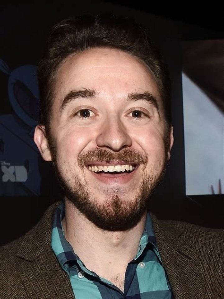 Is Alex Hirsch a writer on Owl House?