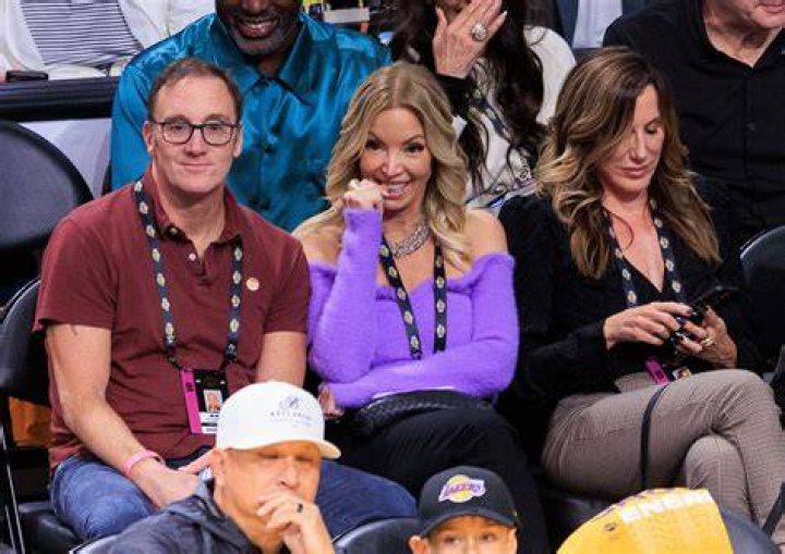 Jay Mohr and Jeanie Buss wedding day picture