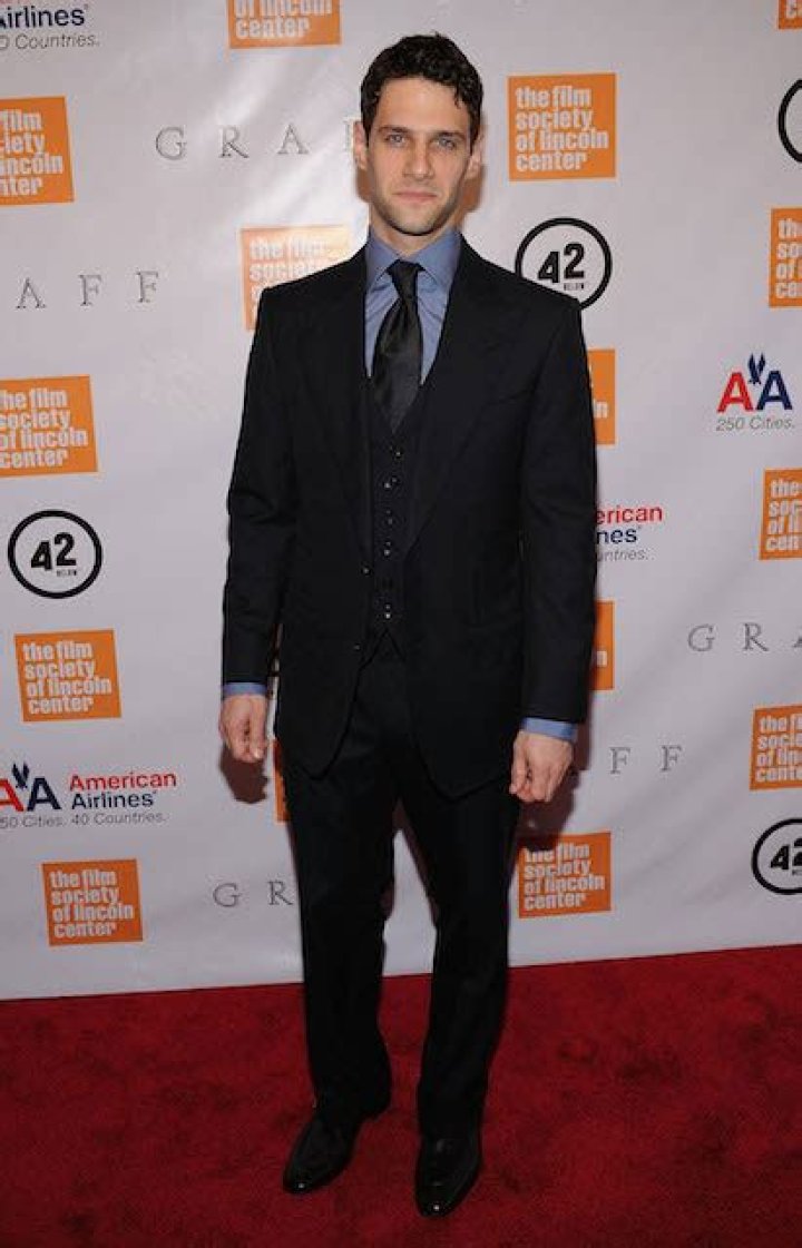 Justin Bartha Age, Weight, Height, Measurements