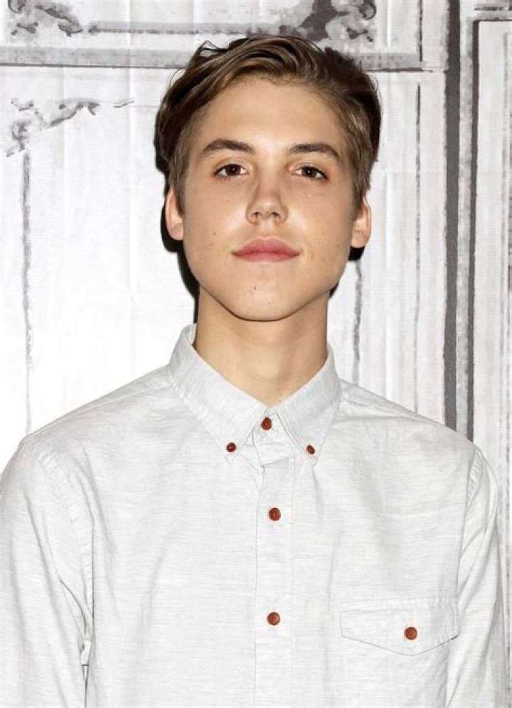 Matthew Espinosa Biography