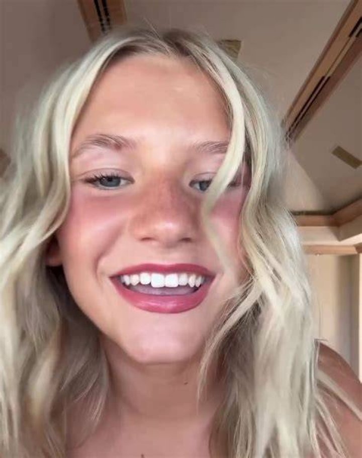 PresLee Grace N... Biography