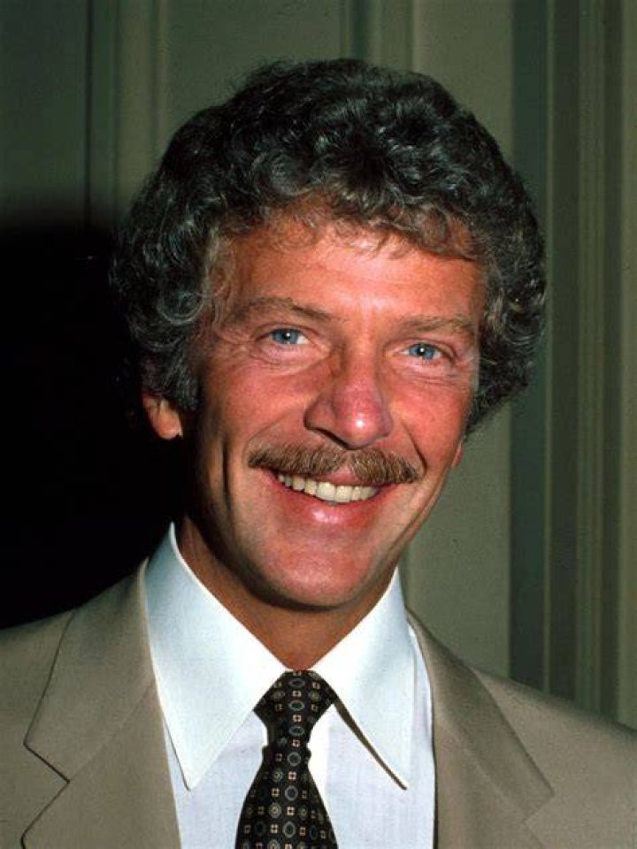 Robert Reed Robert Reed